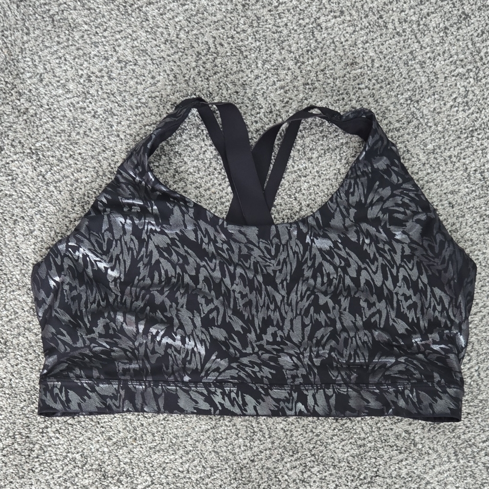 Old Navy Black and Gray Patterned Sports Bra